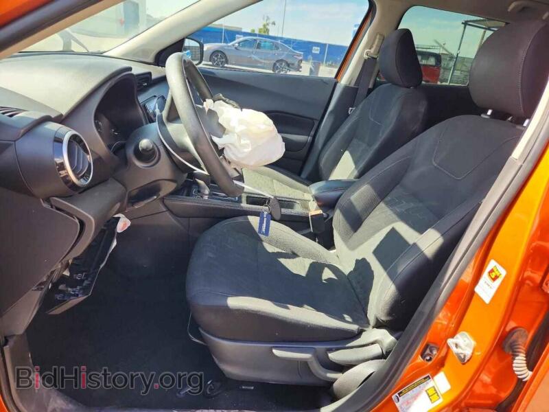 2021 Nissan KICKS (VIN 3N1CP5CVXML542943) — фото 7 из 13