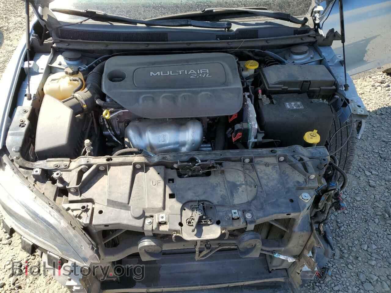 2015 CHRYSLER 200 - VIN: 1C3CCCAB7FN667461 - Фото 11