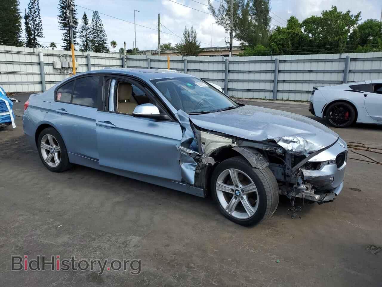 2013 BMW 3 SERIES - VIN: WBA3A5C55DF352974 - Фото 4