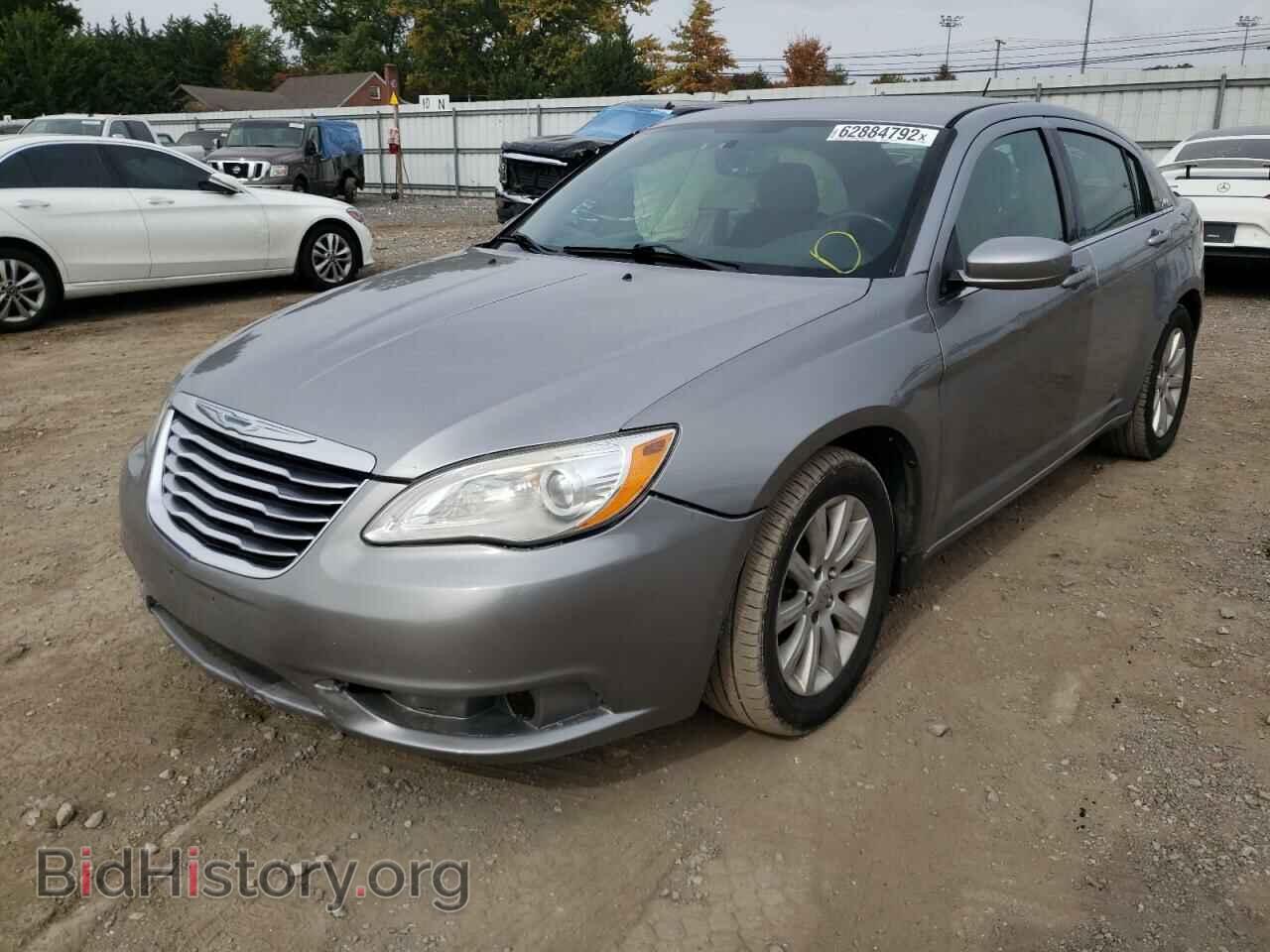 2013 CHRYSLER 200 - VIN: 1C3CCBBB6DN701105 - Photo 2