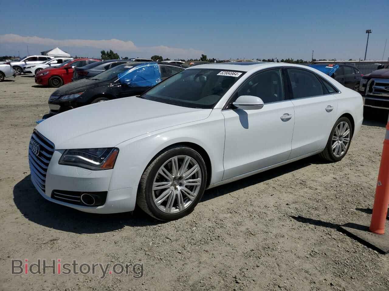 Photo WAUA2AFD3EN007692 - AUDI A8 2014