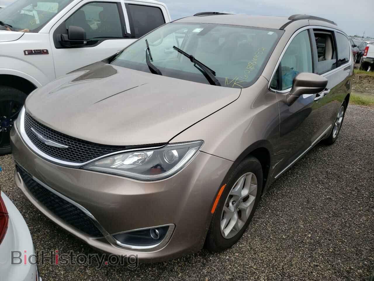 2017 CHRYSLER PACIFICA - VIN: 2C4RC1BG0HR712170 - Photo 2