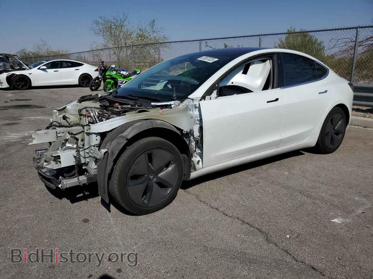 Photo 5YJ3E1EA1JF040077 - TESLA MODEL 3 2018