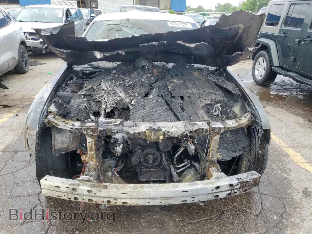 2019 CHRYSLER 300 - VIN: 2C3CCABG1KH755519 - Фото 5