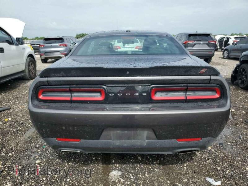 2023 Dodge CHALLENGER (VIN 2C3CDZKG2PH689517) — фото 6 из 12