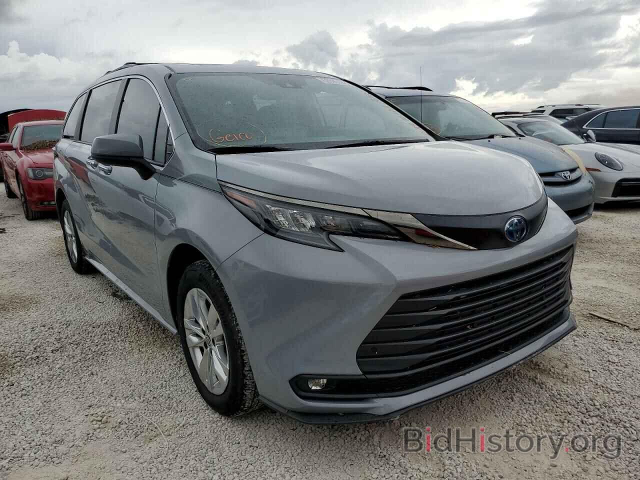 Photo 5TDASKFC2NS056585 - TOYOTA SIENNA 2022