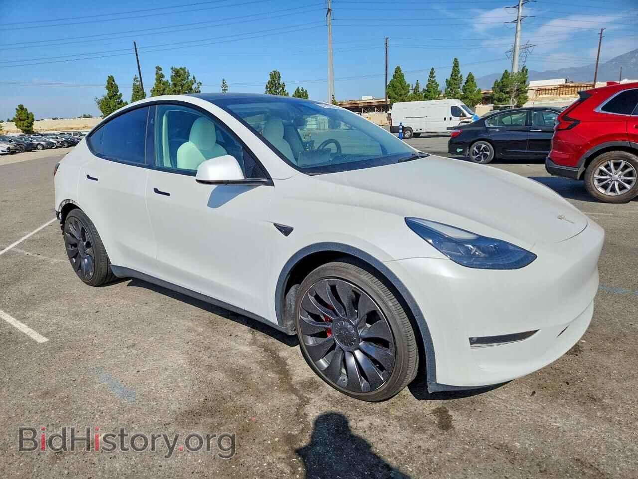 2024 TESLA MODEL Y - VIN: 7SAYGDEF6RF113813 - Photo 4