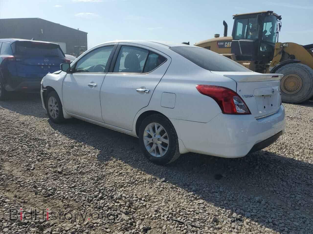 2017 NISSAN VERSA - VIN: 3N1CN7AP3HL831884 - Фото 2