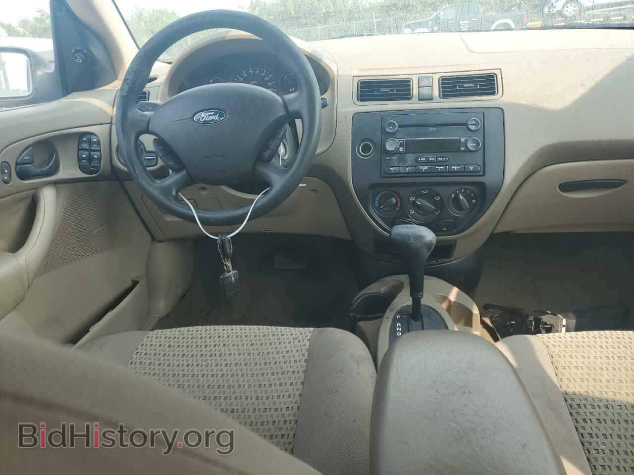 2007 FORD FOCUS - VIN: 1FAFP34N07W214612 - Фото 8