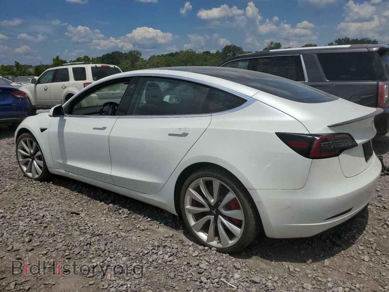 2019 TESLA MODEL 3 - VIN: 5YJ3E1EB0KF425575 - Photo 2