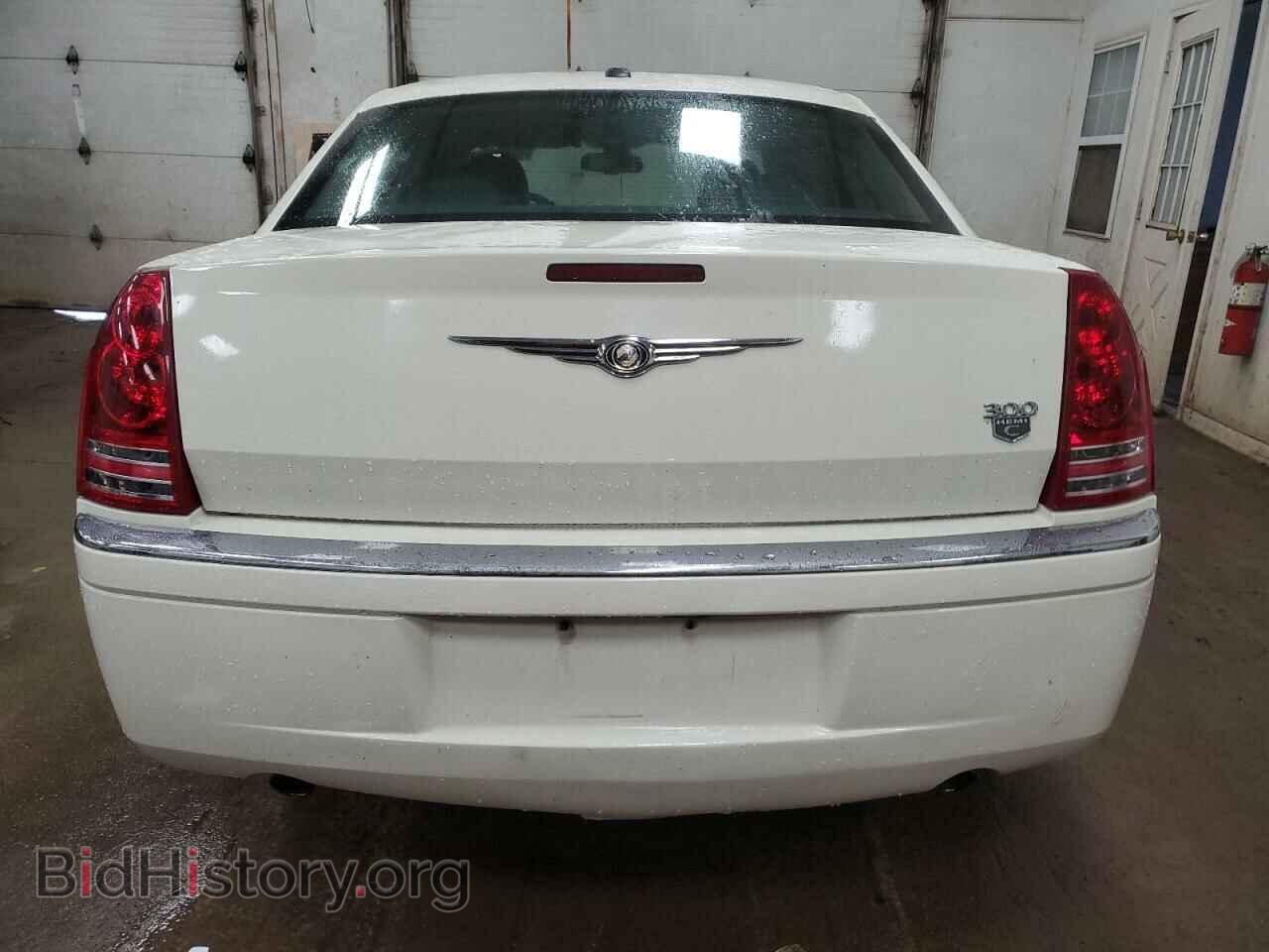 2009 CHRYSLER 300 - VIN: 2C3KA63T59H633962 - Фото 6