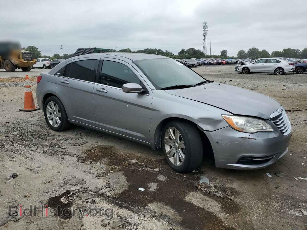 2013 CHRYSLER 200 - VIN: 1C3CCBAB3DN735858 - Фото 4