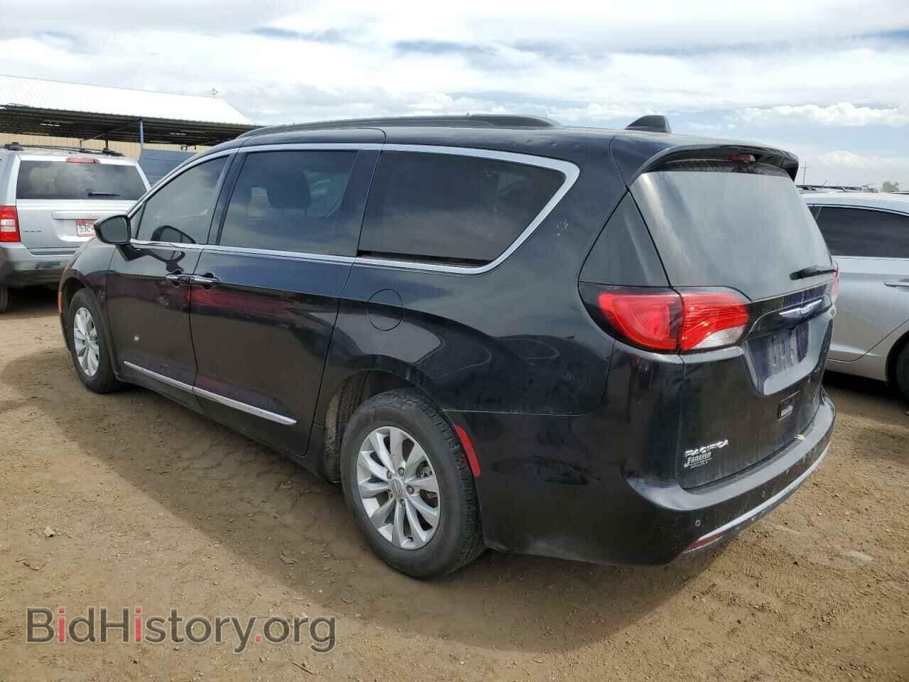 2017 CHRYSLER PACIFICA - VIN: 2C4RC1BG9HR711681 - Фото 2