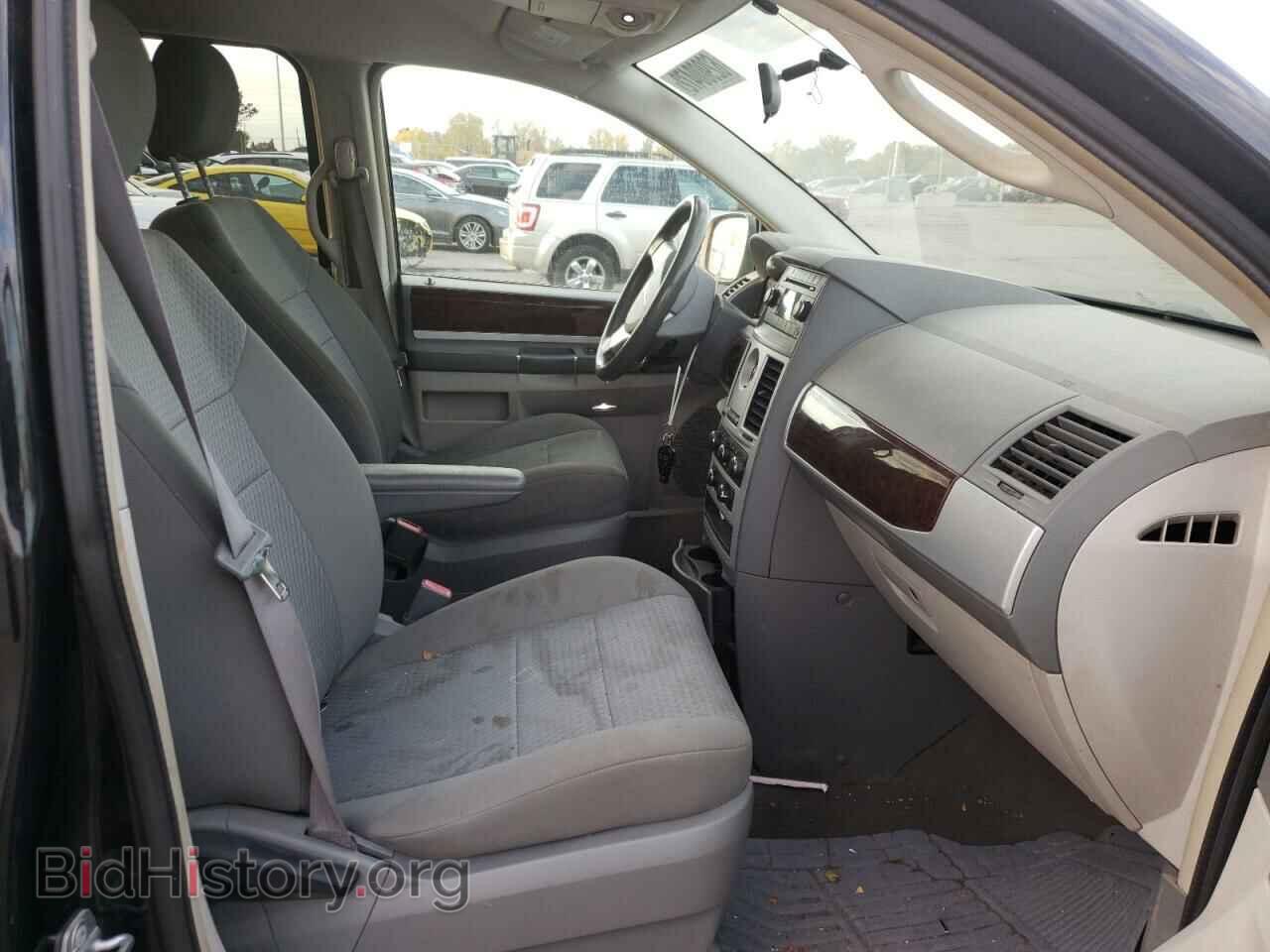 2010 CHRYSLER MINIVAN - VIN: 2A4RR5D13AR204225 - Фото 5