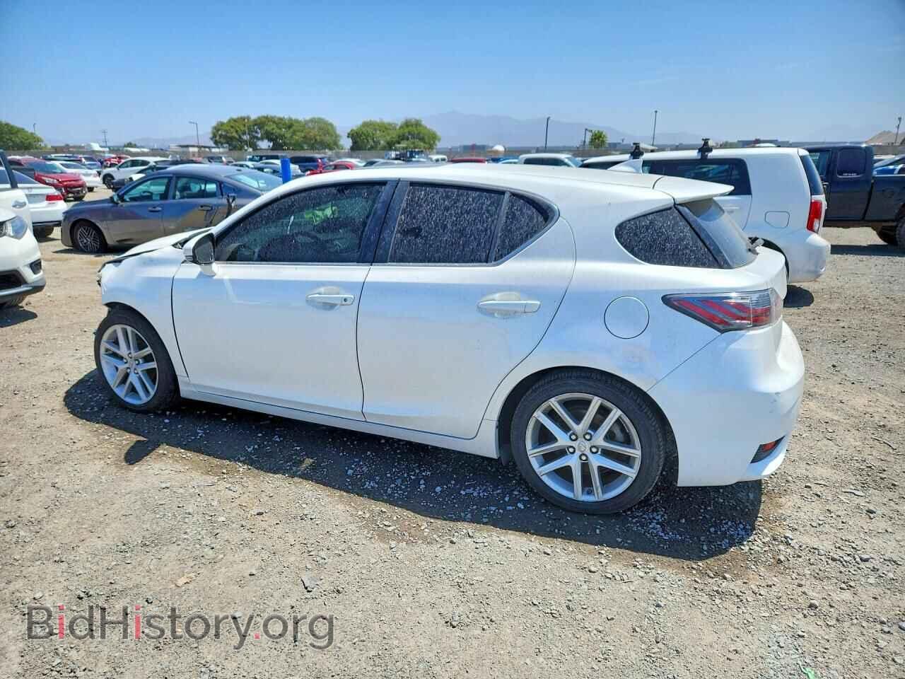 2017 LEXUS CT 200 - VIN: JTHKD5BH1H2286078 - Фото 2