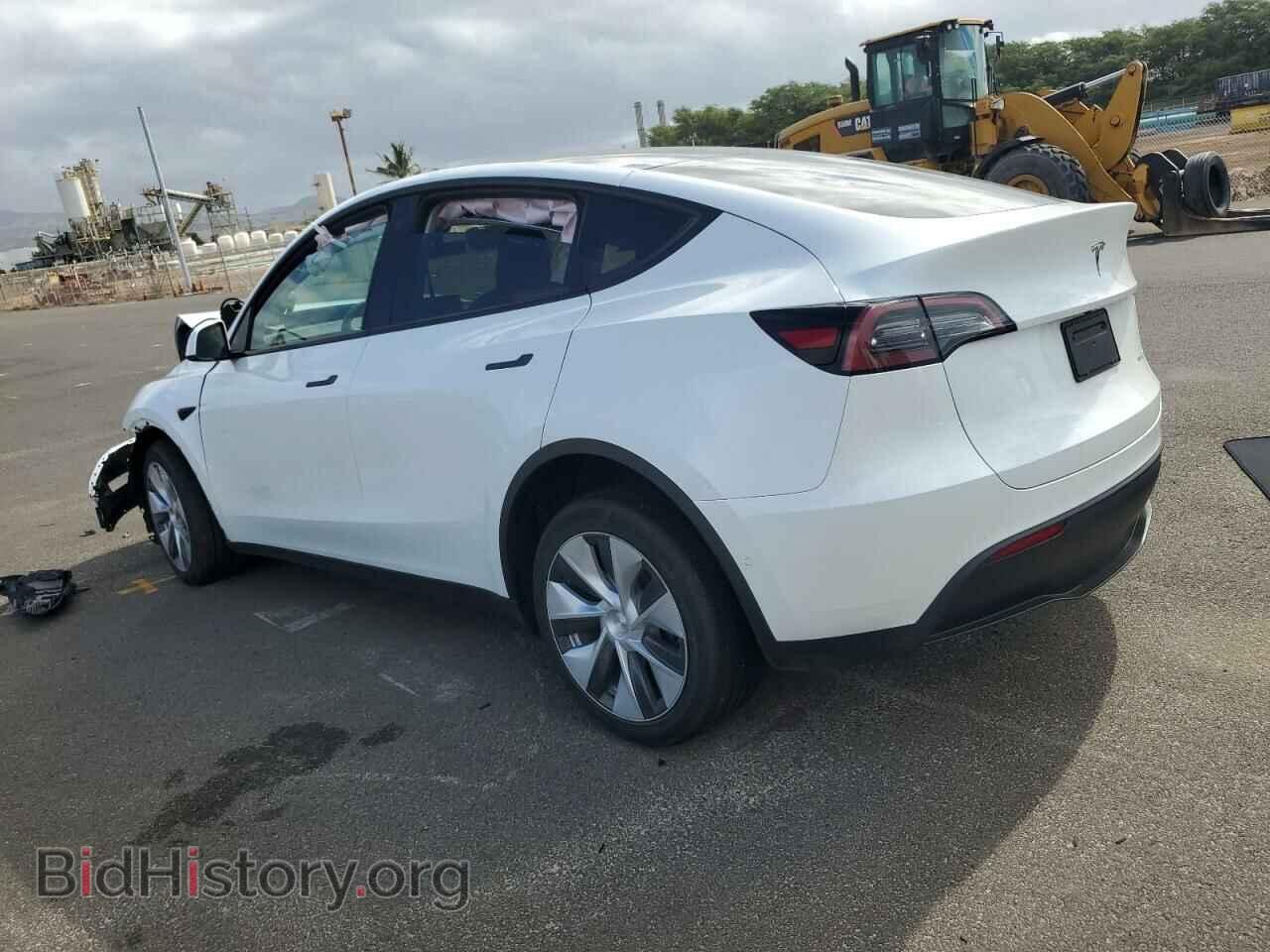 2022 TESLA MODEL Y - VIN: 7SAYGDEE8NF510134 - Фото 2