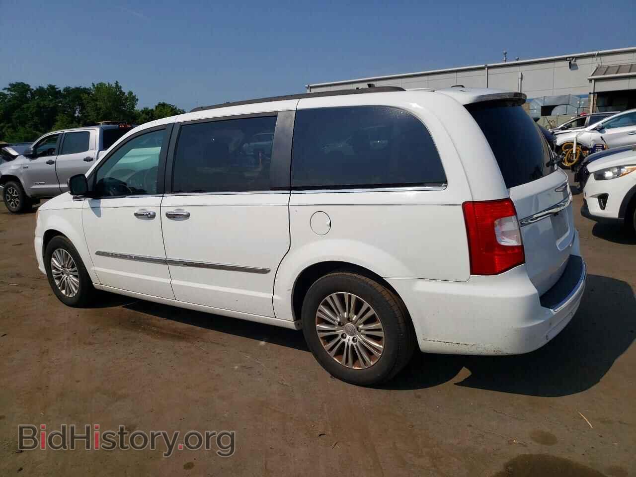 2014 CHRYSLER MINIVAN - VIN: 2C4RC1CG1ER107777 - Photo 2