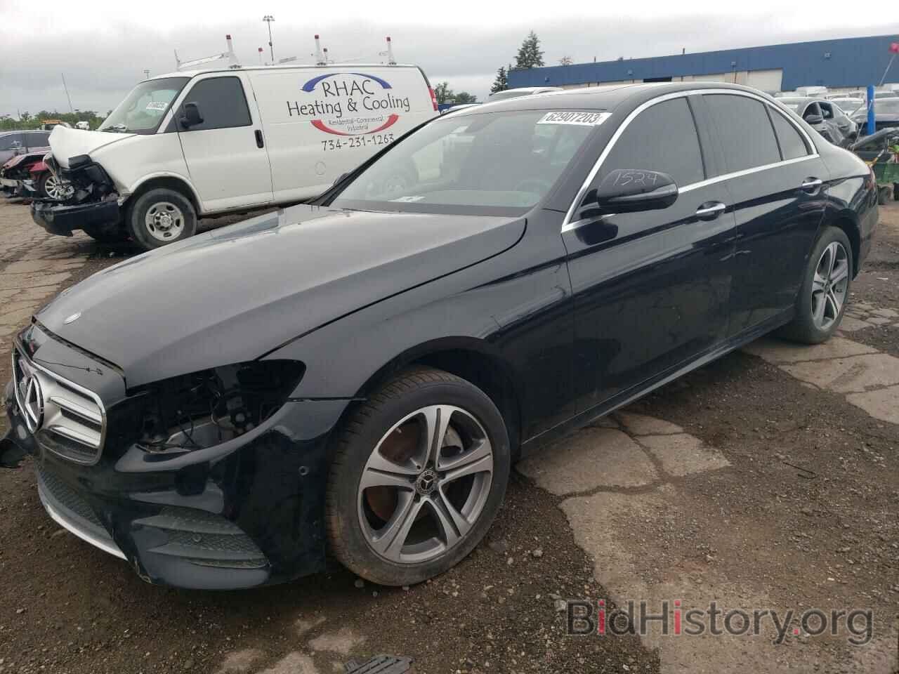 Photo WDDZF4KB9JA470055 - MERCEDES-BENZ E-CLASS 2018