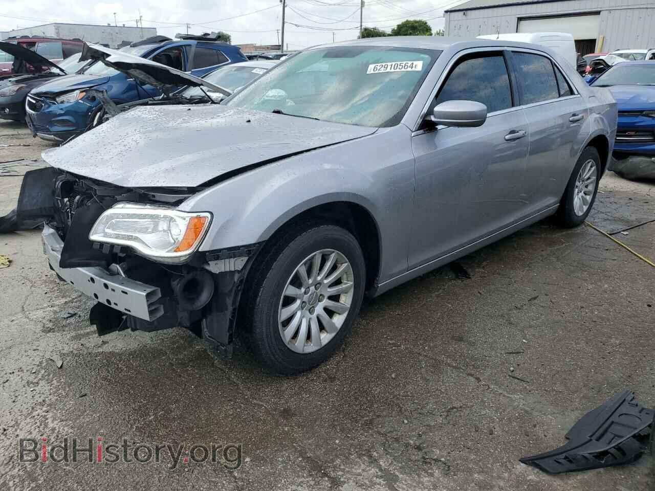 Photo 2C3CA4CG7BH522167 - CHRYSLER 300 2011