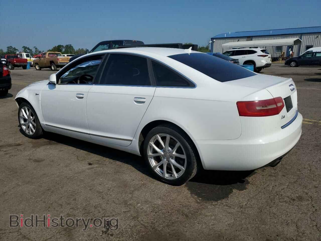 2010 AUDI A6 - VIN: WAUFGAFB1AN037757 - Фото 2