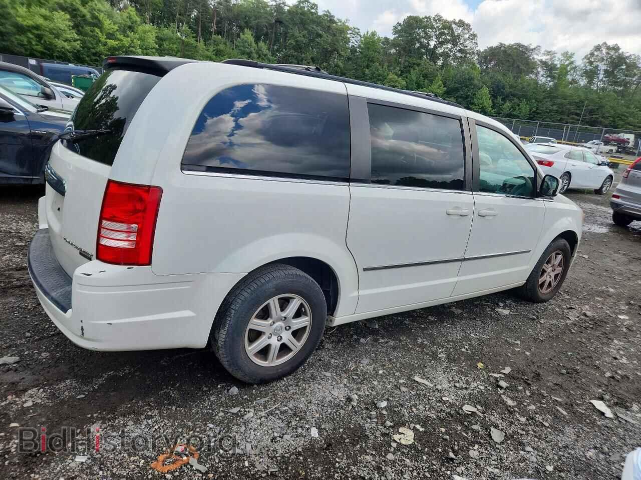 2010 CHRYSLER MINIVAN - VIN: 2A4RR5D10AR229129 - Фото 3