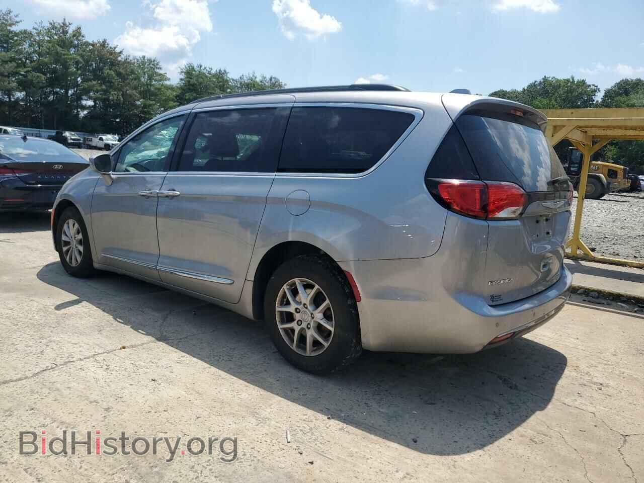2017 CHRYSLER PACIFICA - VIN: 2C4RC1BGXHR795302 - Photo 2