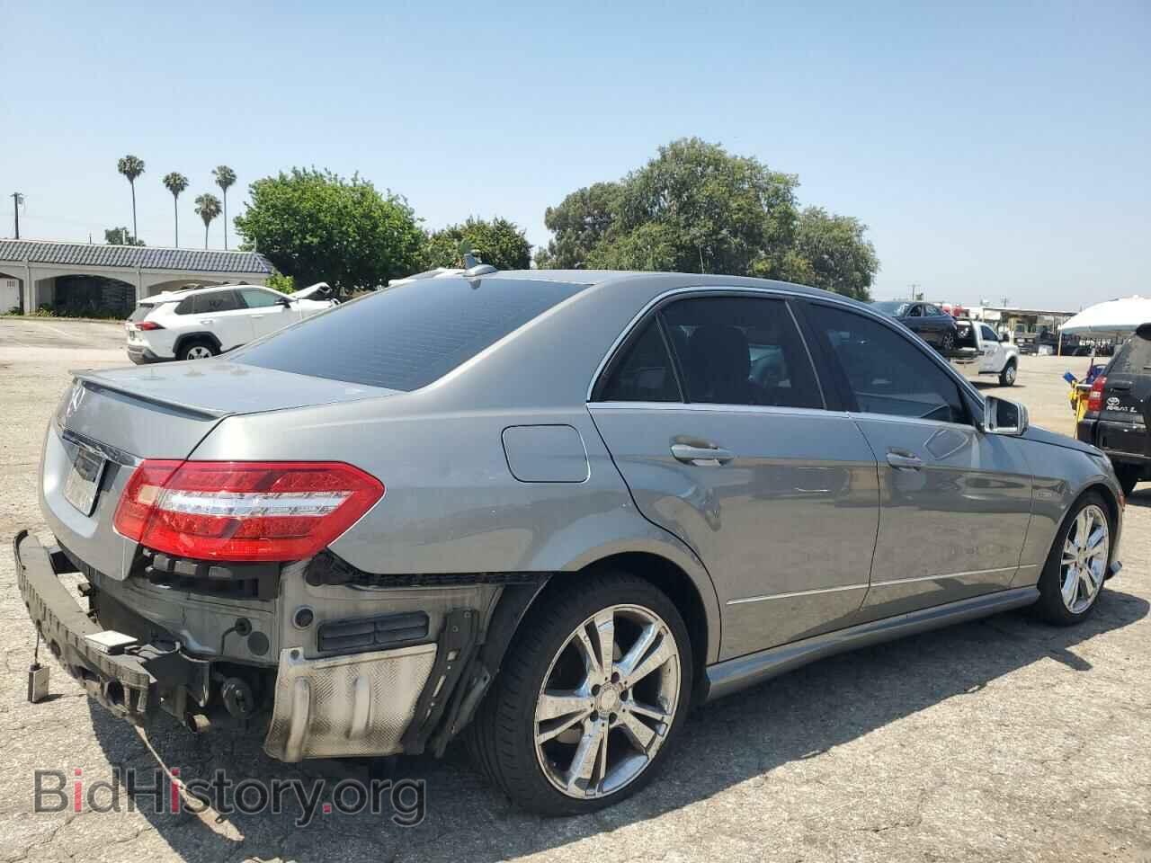 2012 MERCEDES-BENZ E-CLASS - VIN: WDDHF5KB7CA554038 - Фото 3
