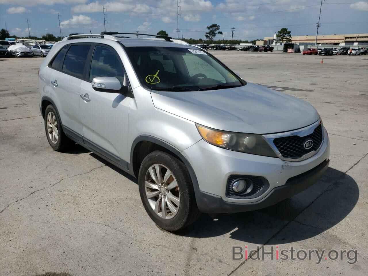 Photo 5XYKU3A18BG178029 - KIA SORENTO 2011