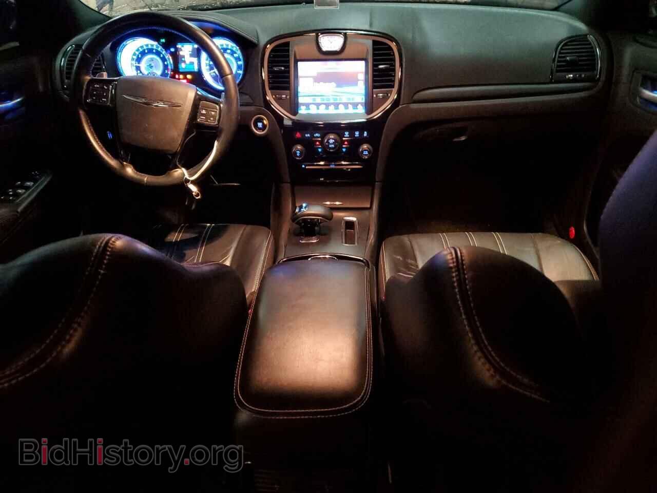 2014 CHRYSLER 300 - VIN: 2C3CCAGG7EH297725 - Фото 8