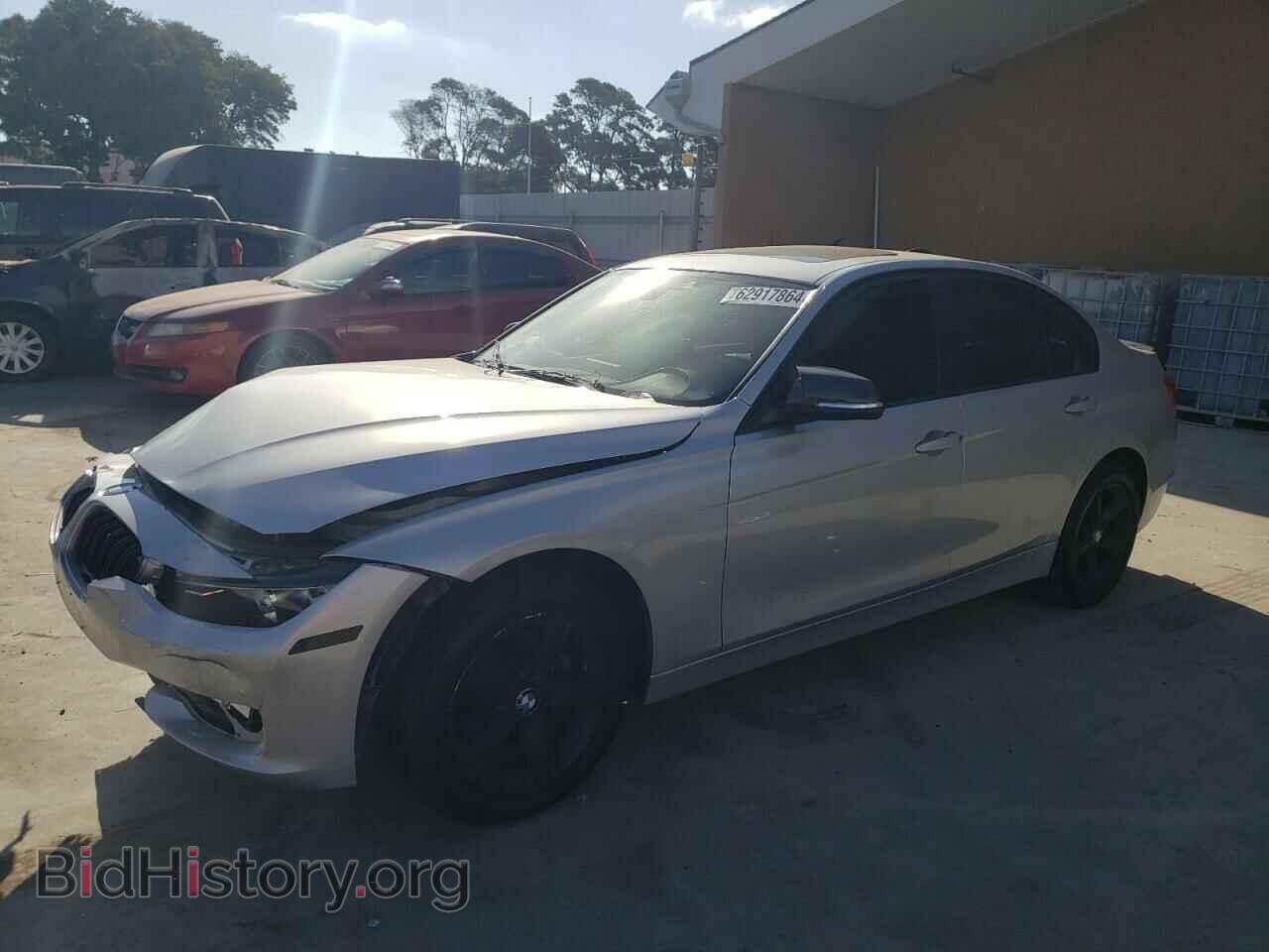 Photo WBA3B5C56DF595044 - BMW 3 SERIES 2013