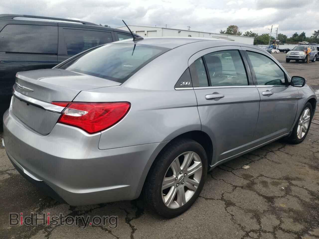 2013 CHRYSLER 200 - VIN: 1C3CCBAB2DN647402 - Photo 3