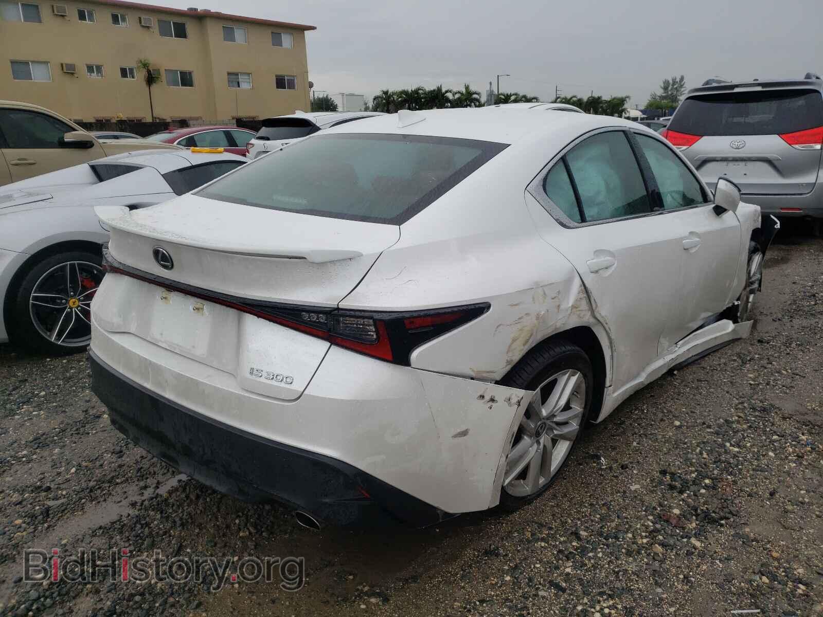 2021 LEXUS IS - VIN: JTHAA1D26M5116071 - Photo 4