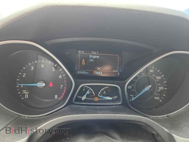 2016 Ford FOCUS (VIN 1FADP3F26GL304620) — photo 9 of 14