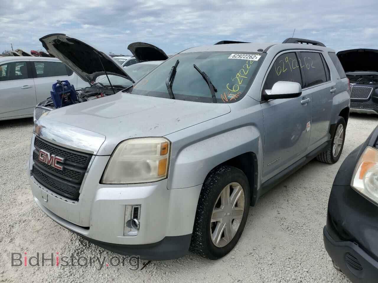 2011 GMC TERRAIN - VIN: 2CTFLUE56B6400530 - Photo 2