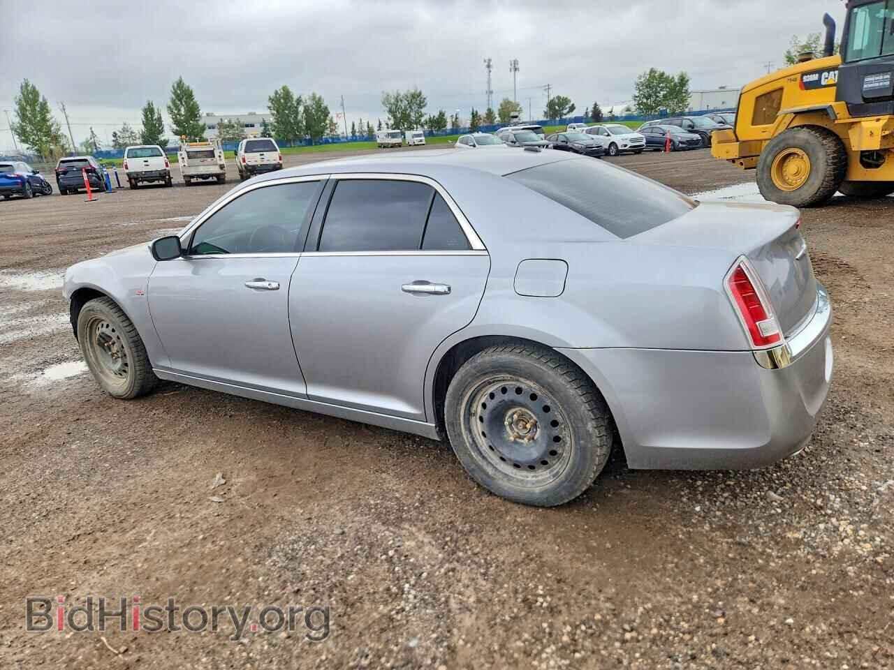 2011 CHRYSLER 300 - VIN: 2C3CA6CT3BH567986 - Photo 2