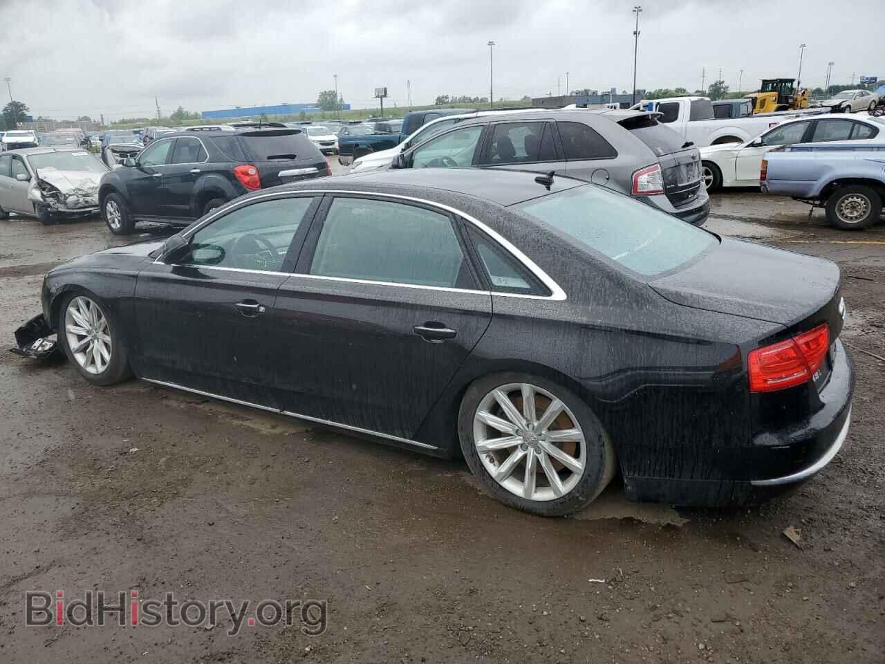 2011 AUDI A8 - VIN: WAURVAFD5BN021163 - Фото 2
