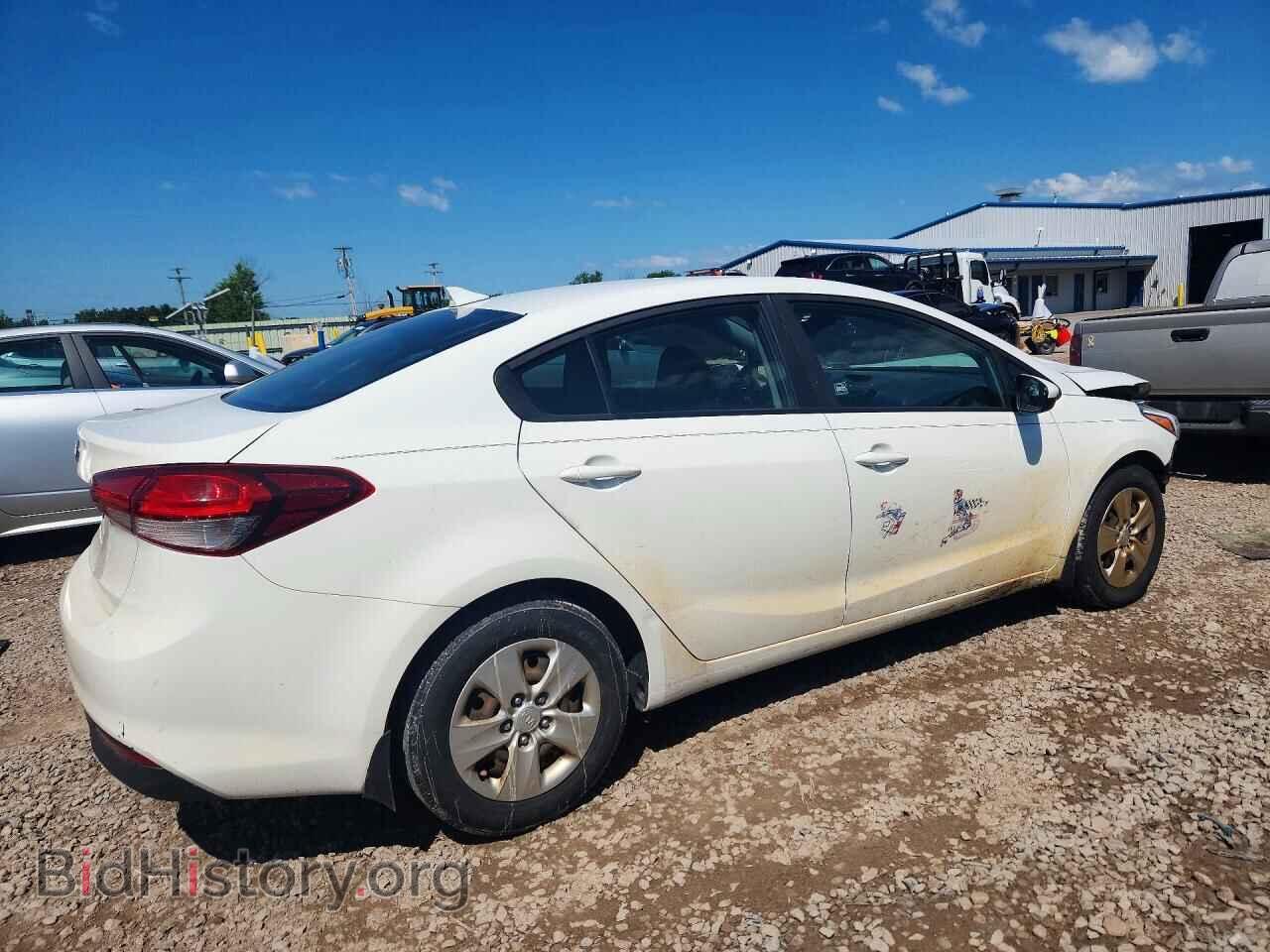 2017 KIA FORTE - VIN: 3KPFK4A71HE071508 - Фото 3