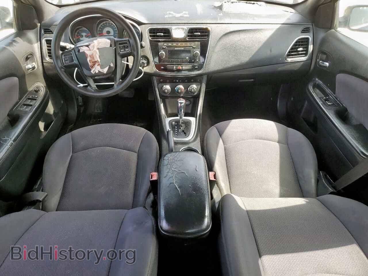 2012 CHRYSLER 200 - VIN: 1C3CCBAB6CN271804 - Фото 8