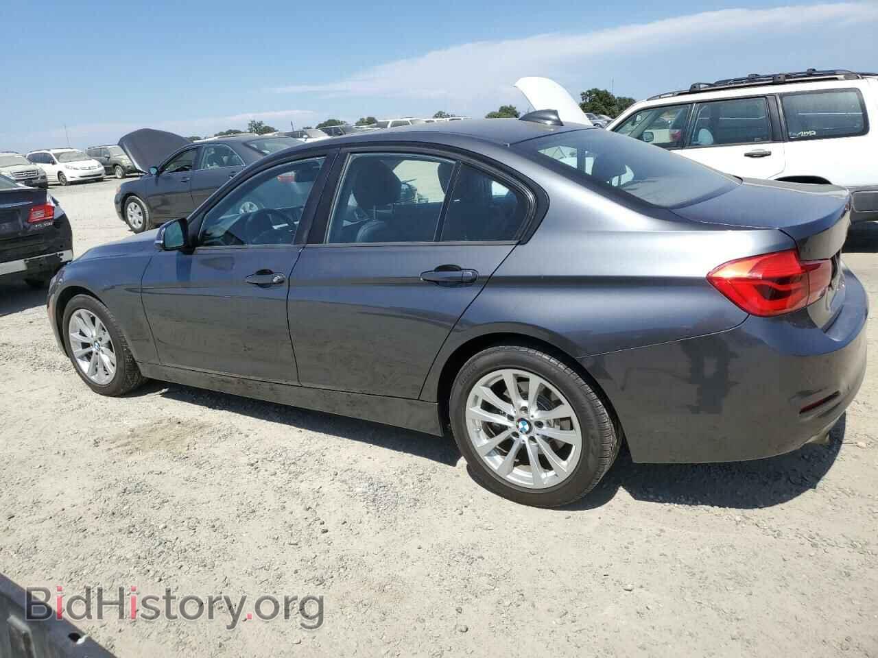 2016 BMW 3 SERIES - VIN: WBA8E1G59GNU11807 - Фото 2