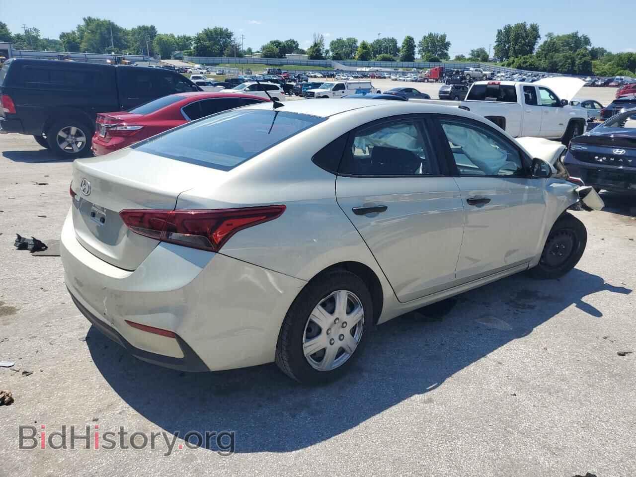 2018 HYUNDAI ACCENT - VIN: 3KPC24A34JE016329 - Фото 3