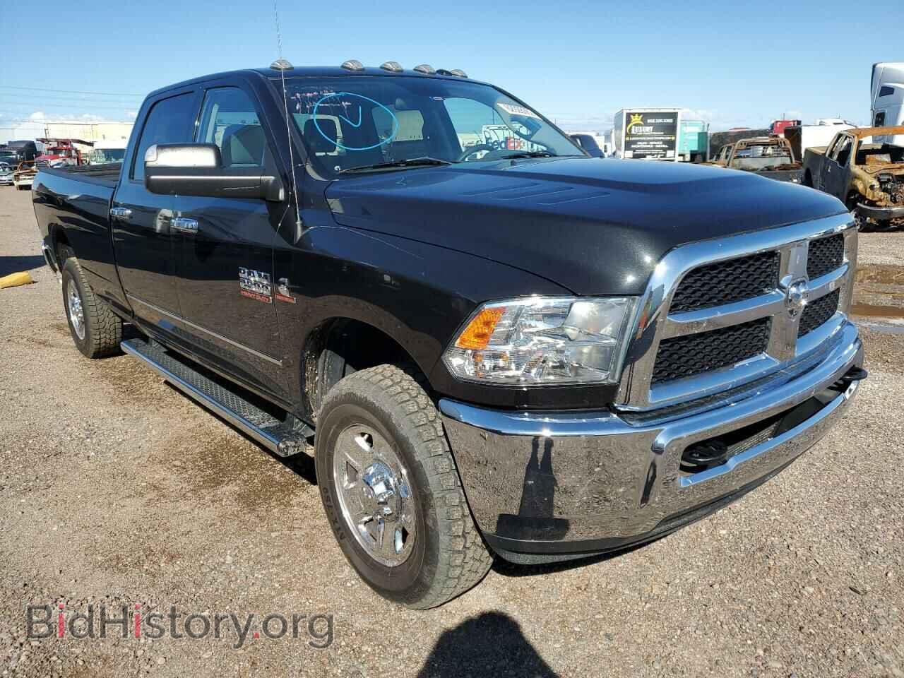 Photo 3C6UR5HL7JG337577 - RAM 2500 2018