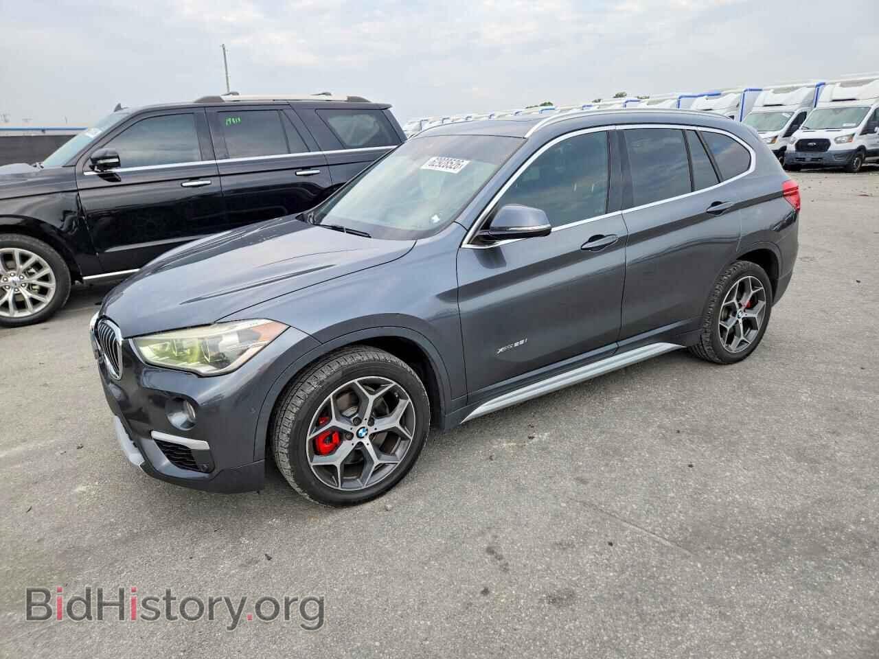 Фотография WBXHT3C38H5F81981 - BMW X1 2017