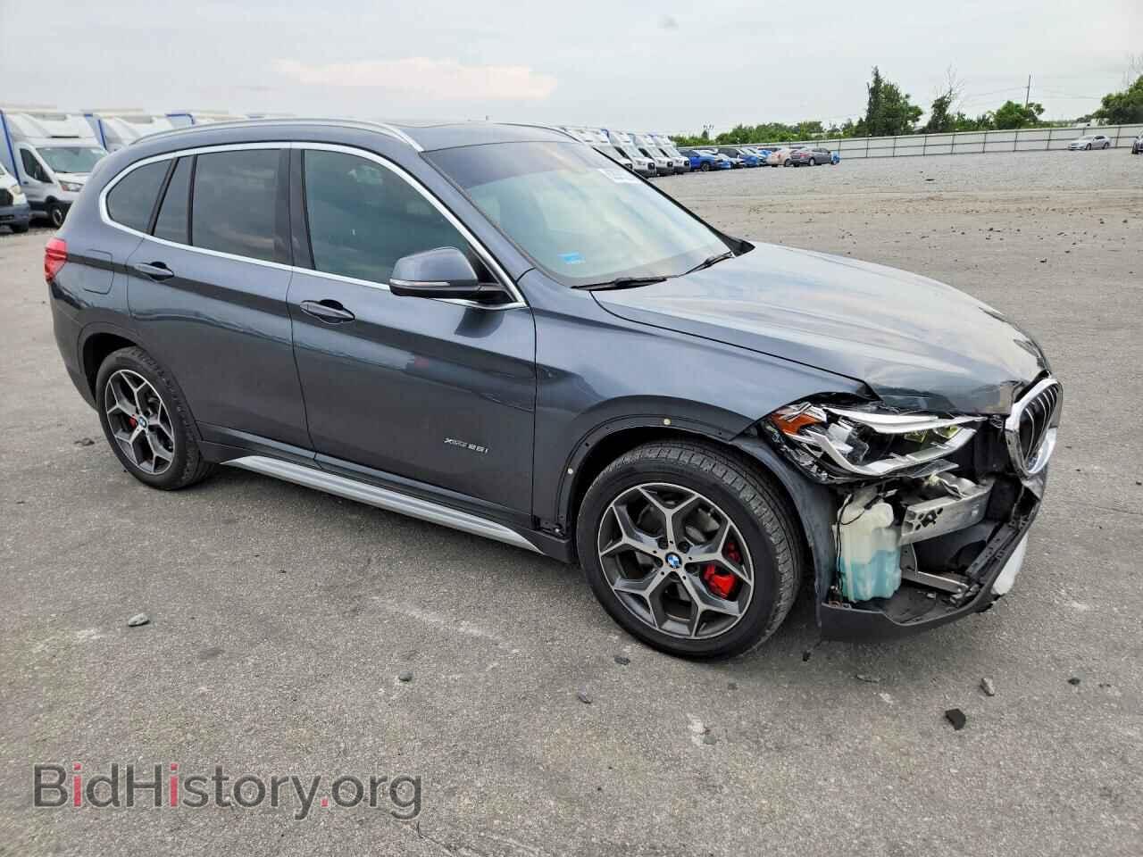 2017 BMW X1 - VIN: WBXHT3C38H5F81981 - Фото 4