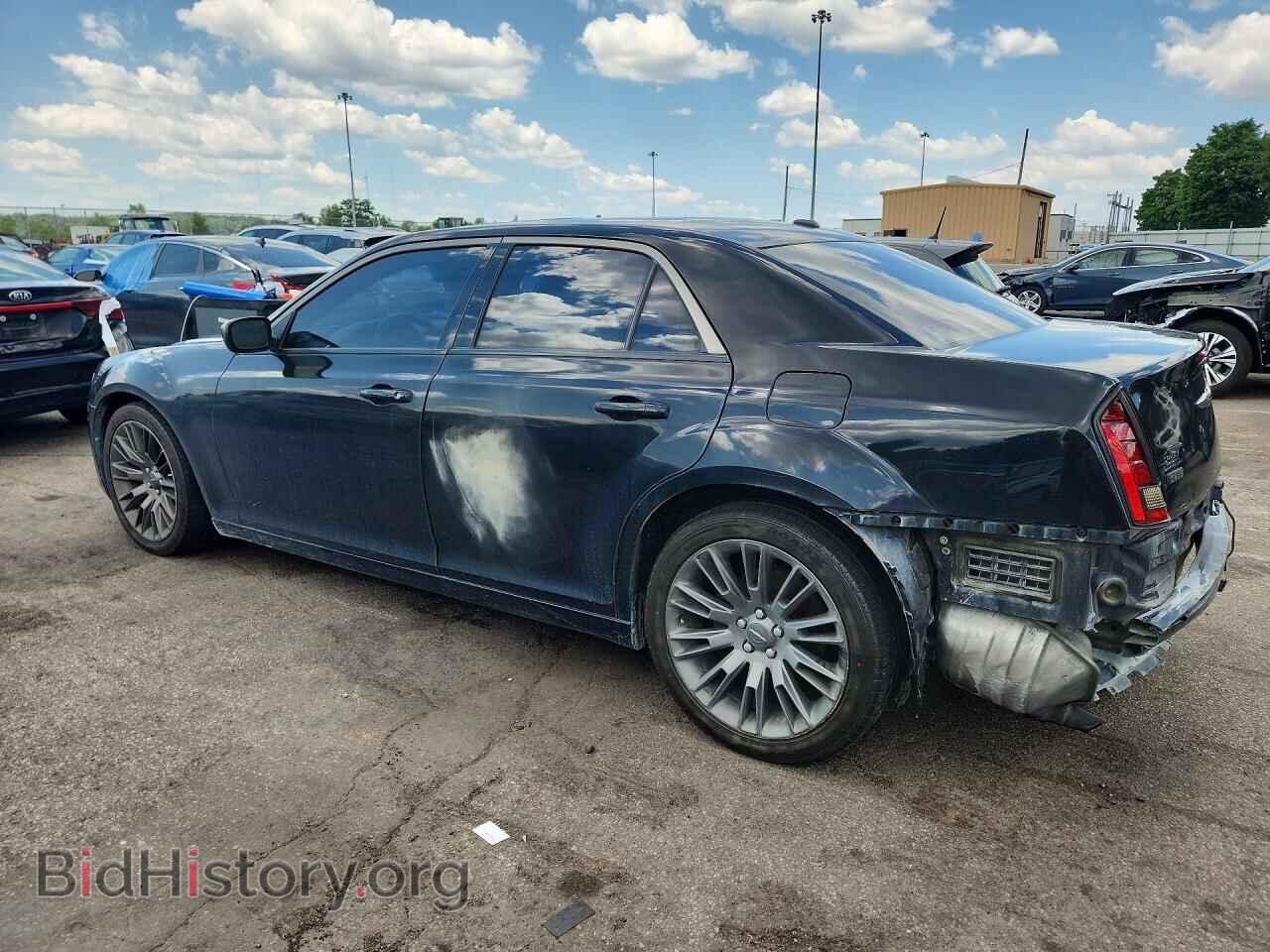 2013 CHRYSLER 300 - VIN: 2C3CCADG8DH745814 - Фото 2