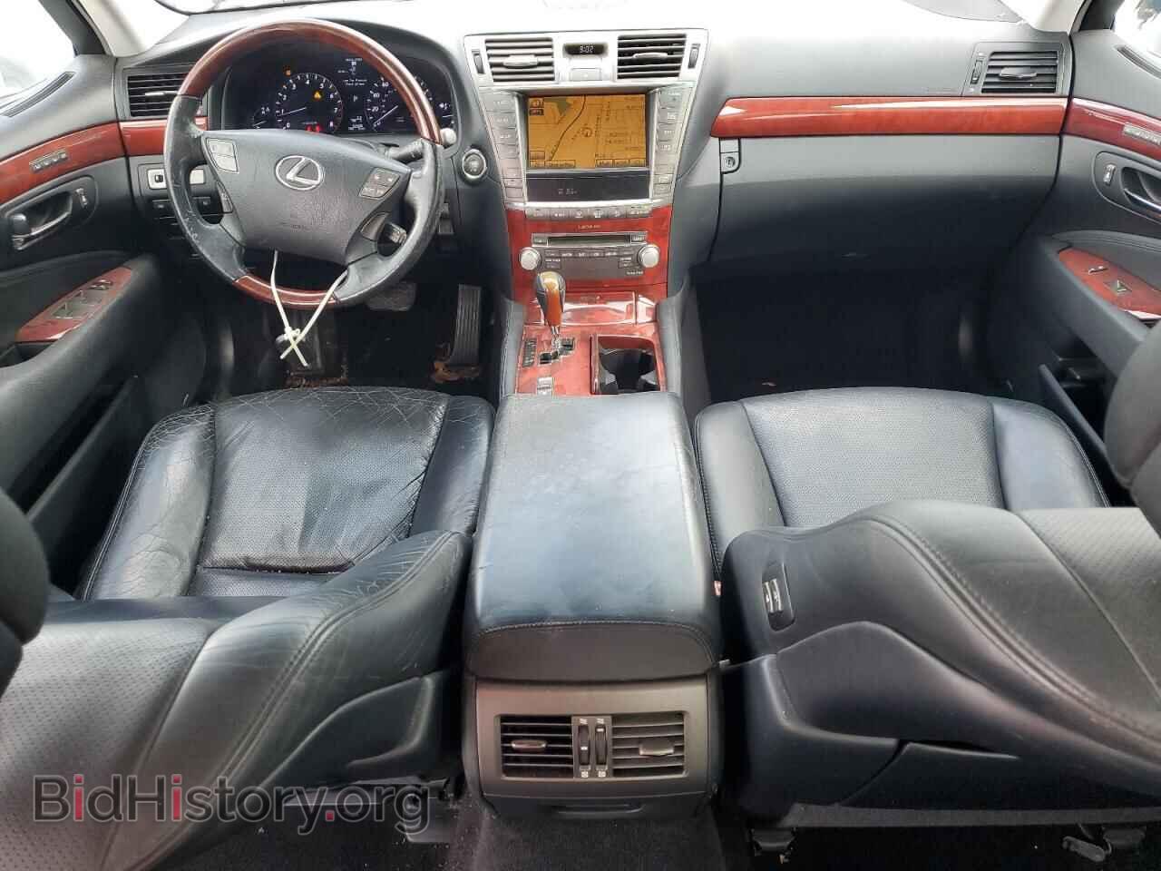2010 LEXUS LS460 - VIN: JTHBL5EF8A5100618 - Photo 8