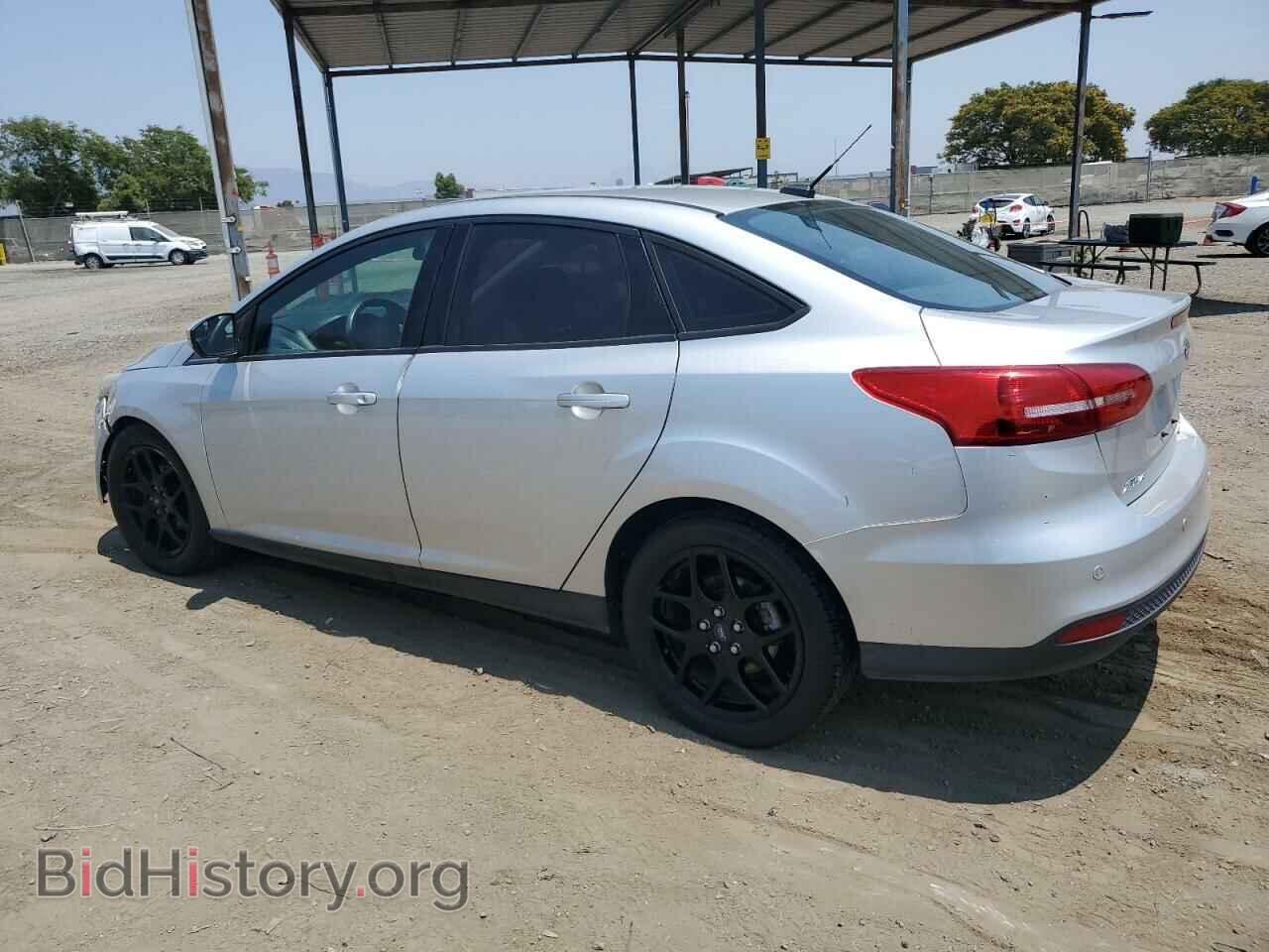 2016 FORD FOCUS - VIN: 1FADP3F2XGL263019 - Фото 2