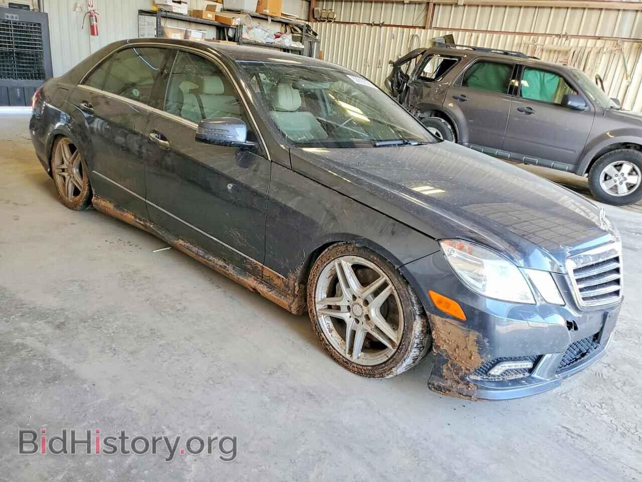 2011 MERCEDES-BENZ E-CLASS - VIN: WDDHF7CB9BA318452 - Photo 4