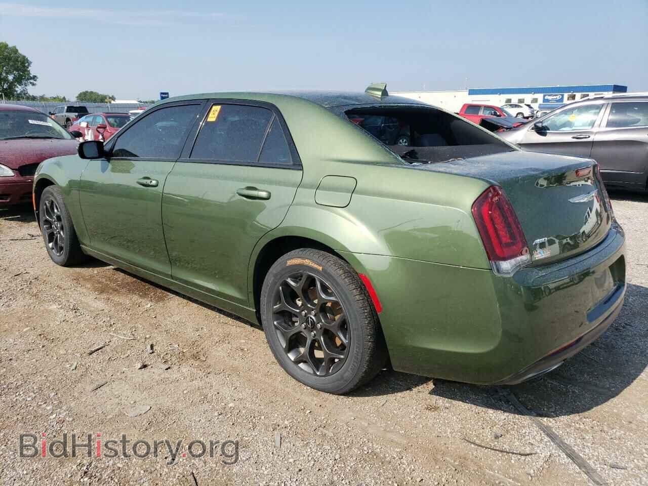2018 CHRYSLER 300 - VIN: 2C3CCAGG9JH191836 - Фото 2