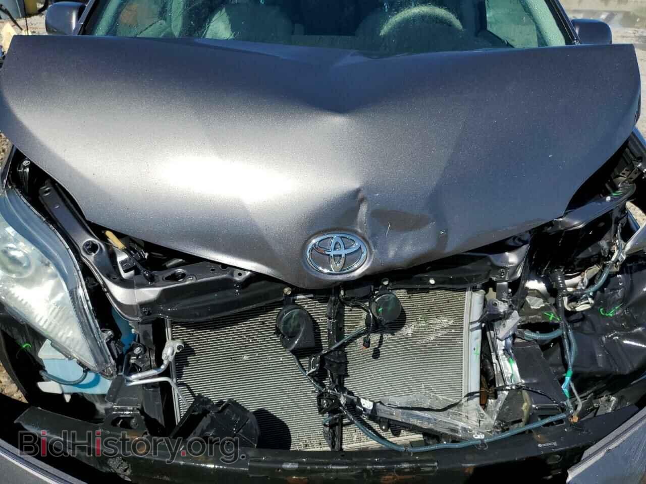 2011 TOYOTA All Models - VIN: 5TDKK3DC4BS123647 - Фото 11