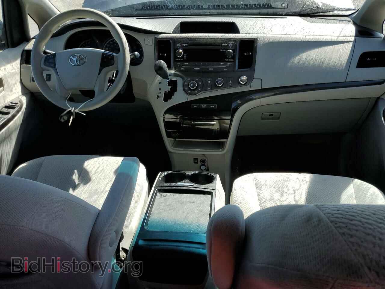 2011 TOYOTA All Models - VIN: 5TDKK3DC4BS123647 - Фото 8